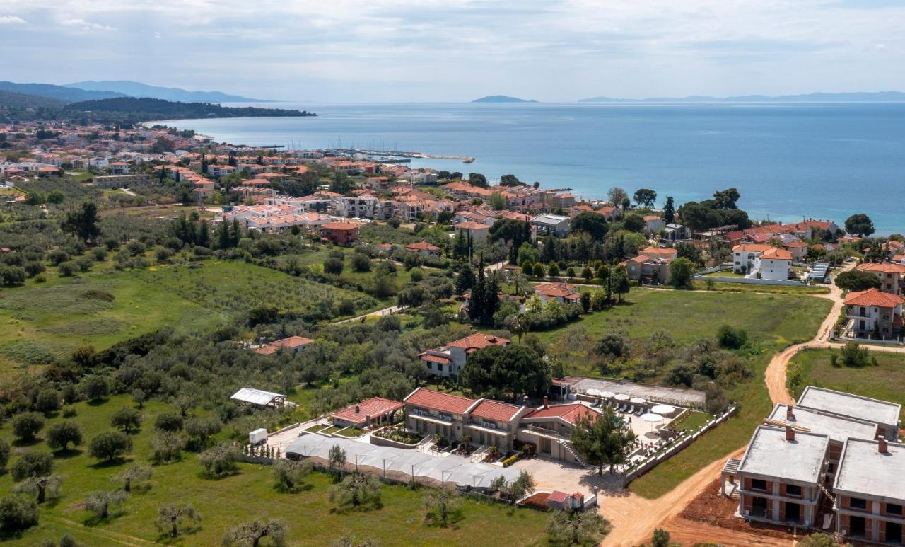 Villa Sara Nikiti  Exterior photo